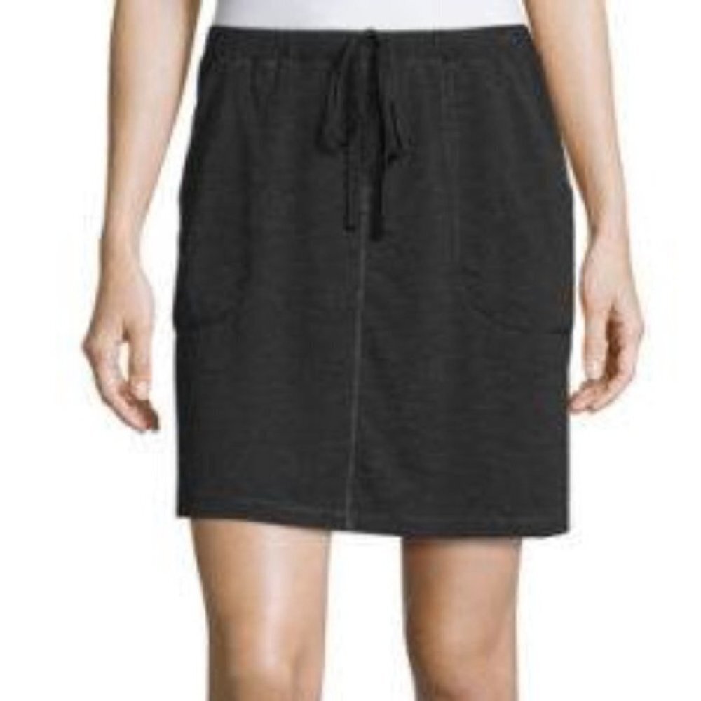 Max Studio Weekend Black french terry skirt with pockets Size Small